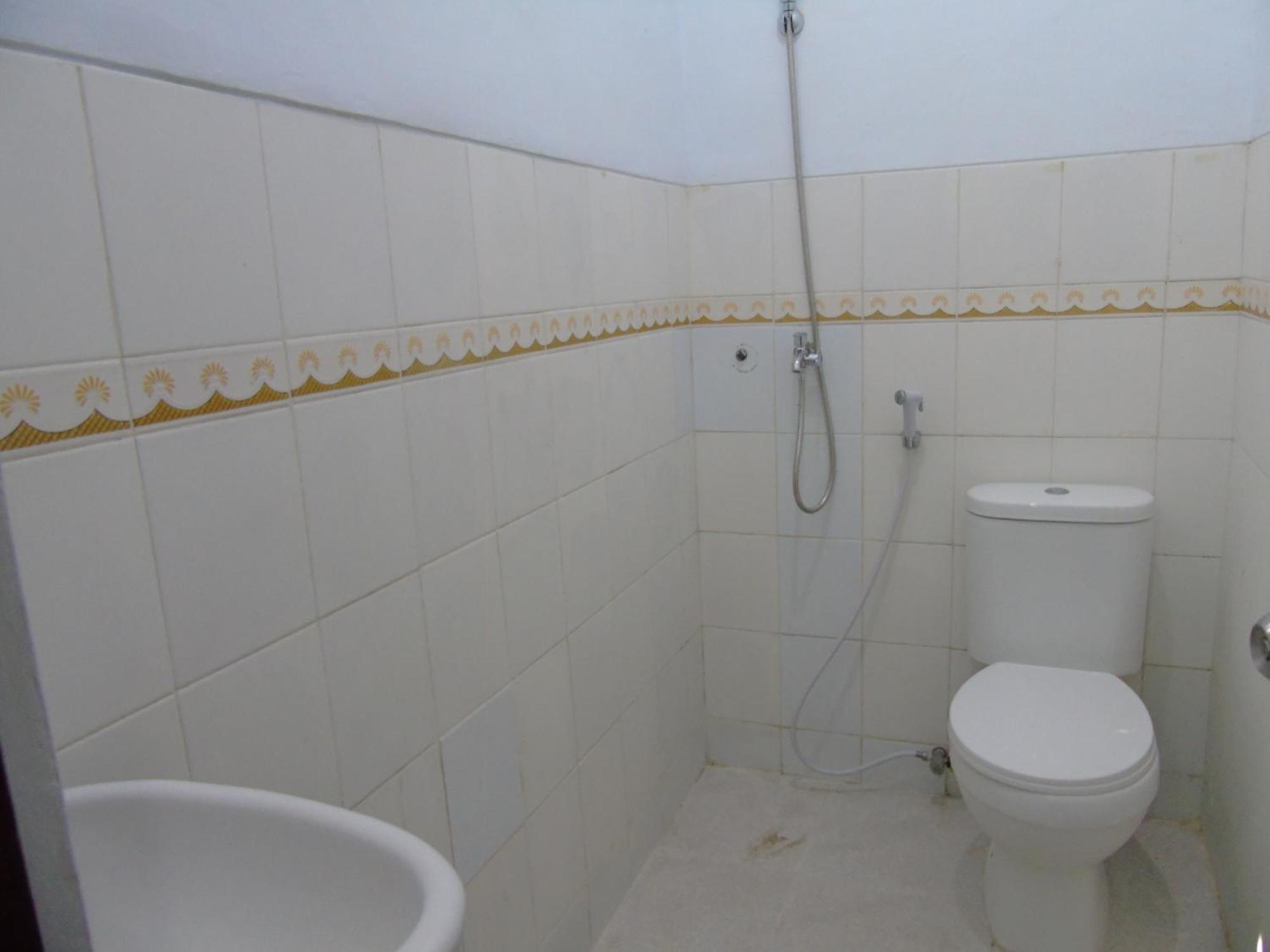 Hotel Permata Zamrud Чиребон Номер фото